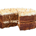 Country Range Gluten Free Handmade Carrot Cake Pre-Cut - 14ptn